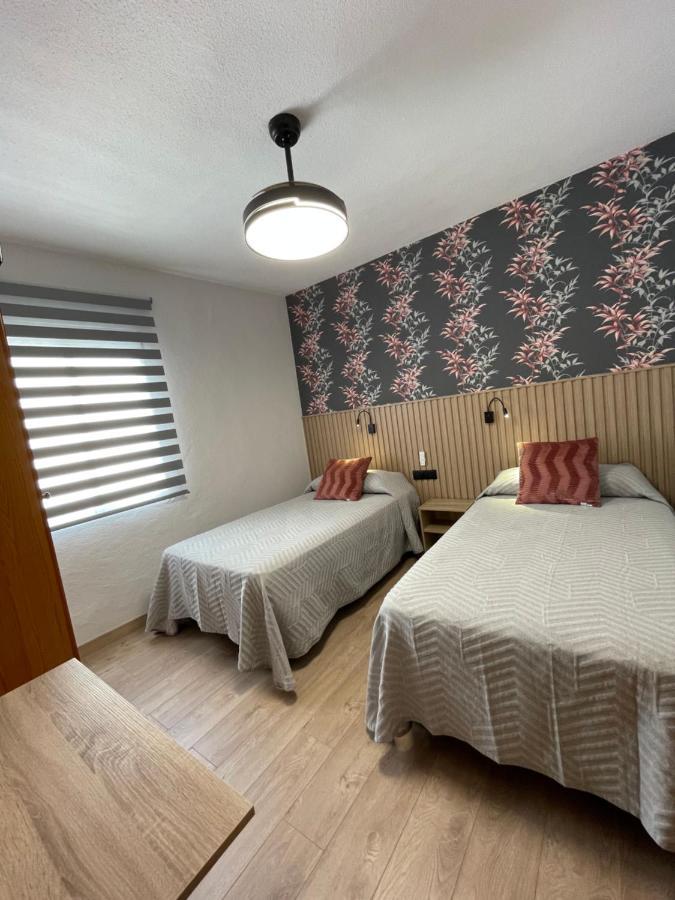 Hostal Calderon De La Barca Zalamea de la Serena Zewnętrze zdjęcie