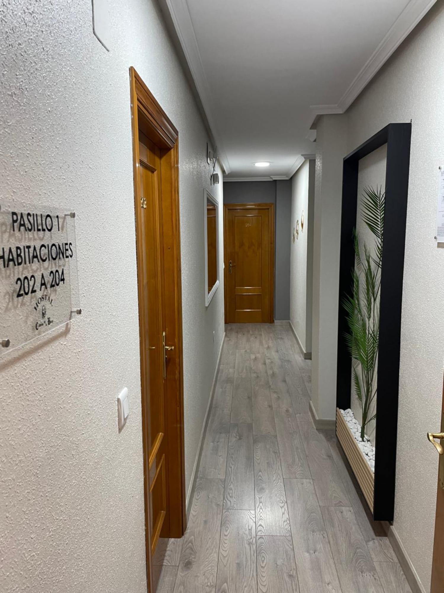 Hostal Calderon De La Barca Zalamea de la Serena Zewnętrze zdjęcie