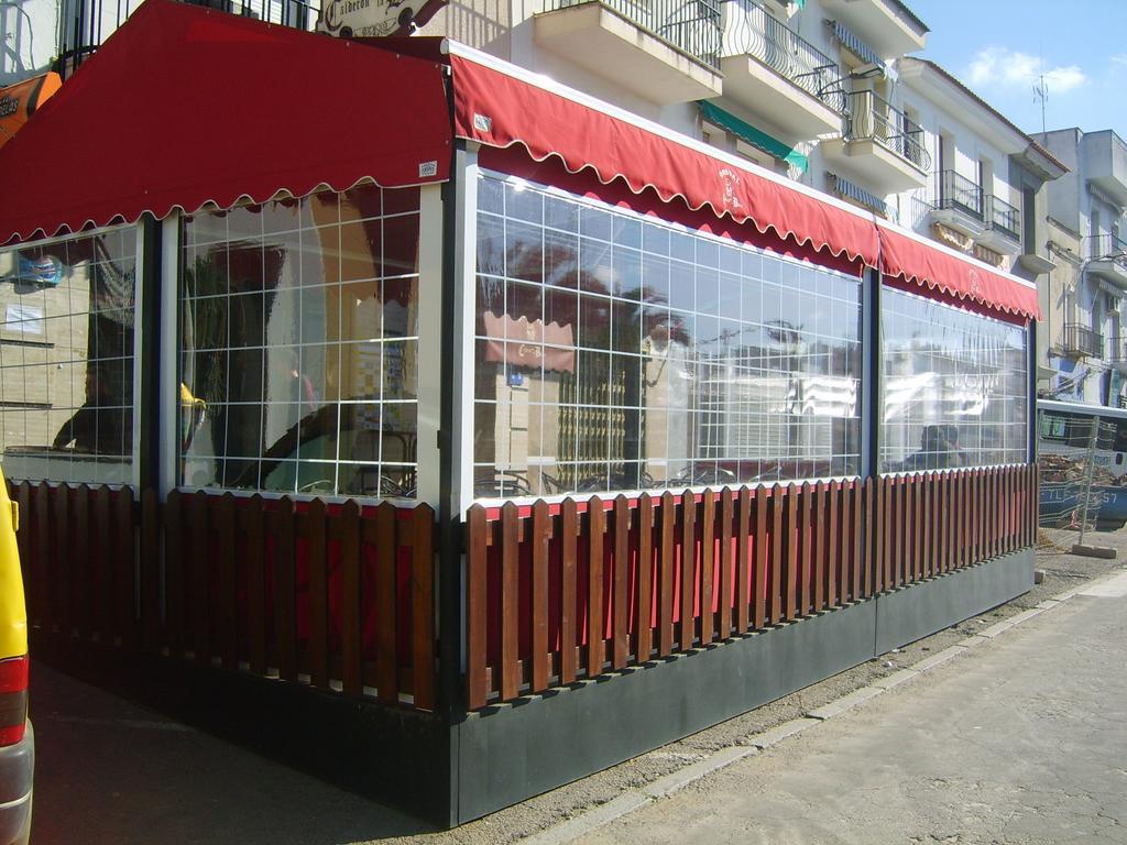 Hostal Calderon De La Barca Zalamea de la Serena Zewnętrze zdjęcie
